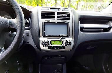 Позашляховик / Кросовер Kia Sportage 2007 в 