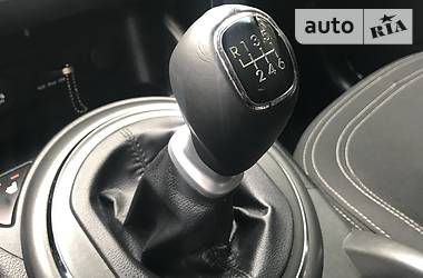 Позашляховик / Кросовер Kia Sportage 2011 в  фото 24 Позашляховик / Кросовер Kia Sportage 2011 в