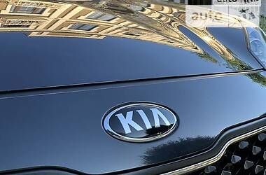 Позашляховик / Кросовер Kia Sportage 2017 в 