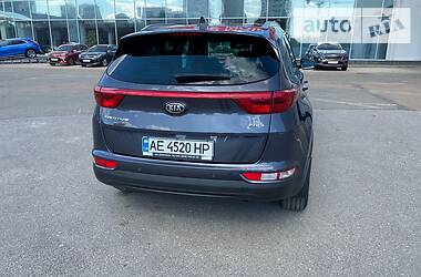 Позашляховик / Кросовер Kia Sportage 2016 в 