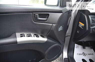 Позашляховик / Кросовер Kia Sportage 2007 в 