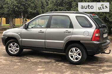 Внедорожник / Кроссовер Kia Sportage 2007 в Ровно