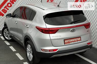 Позашляховик / Кросовер Kia Sportage 2016 в Києві