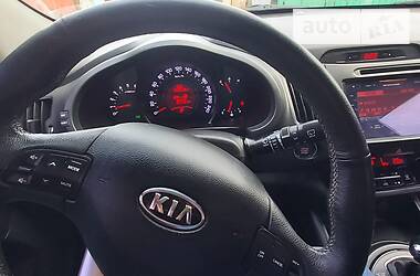 Внедорожник / Кроссовер Kia Sportage 2011 в Бердянске