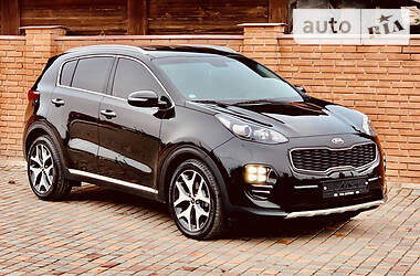 Позашляховик / Кросовер Kia Sportage 2016 в Одесі