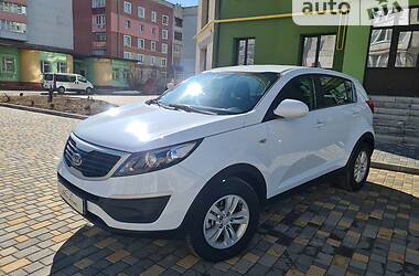 Внедорожник / Кроссовер Kia Sportage 2012 в Калуше