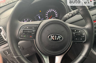 Позашляховик / Кросовер Kia Sportage 2018 в Києві