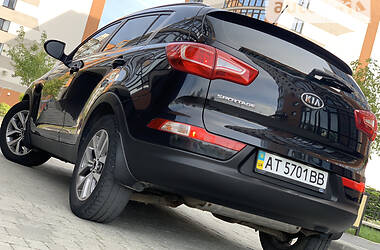 Внедорожник / Кроссовер Kia Sportage 2011 в Ивано-Франковске