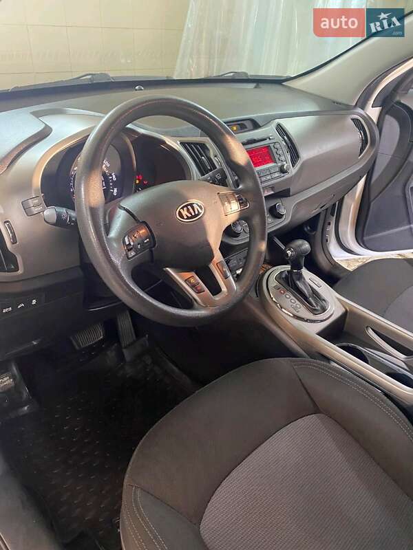 Внедорожник / Кроссовер Kia Sportage 2013 в Павлограде