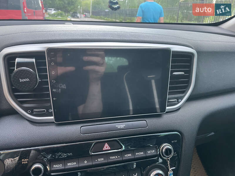 Внедорожник / Кроссовер Kia Sportage 2018 в Черновцах