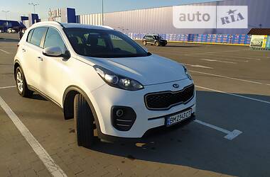 Позашляховик / Кросовер Kia Sportage 2016 в Сумах