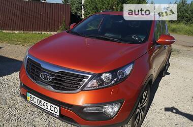 Позашляховик / Кросовер Kia Sportage 2011 в Новому Розділі