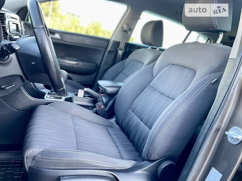 Внедорожник / Кроссовер Kia Sportage 2018 в Владимире