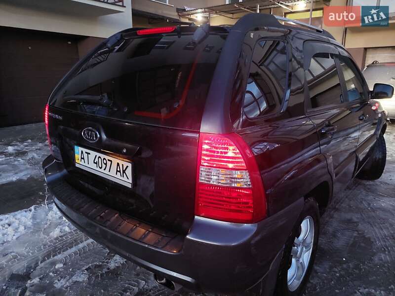 Внедорожник / Кроссовер Kia Sportage 2005 в Ивано-Франковске