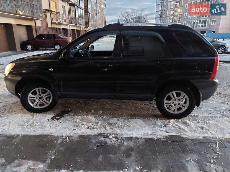 Внедорожник / Кроссовер Kia Sportage 2005 в Ивано-Франковске