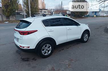 Внедорожник / Кроссовер Kia Sportage 2017 в Харькове