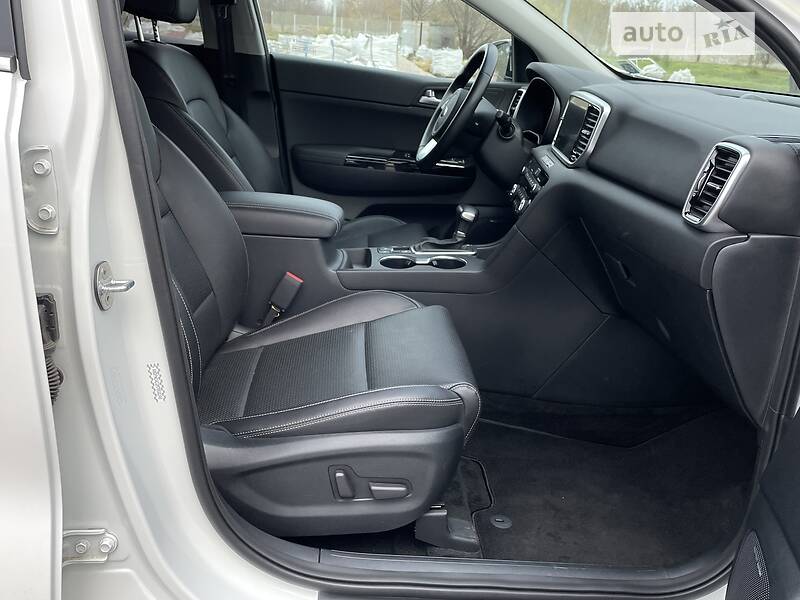 Позашляховик / Кросовер Kia Sportage 2020 в Дніпрі