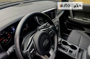Позашляховик / Кросовер Kia Sportage 2021 в 