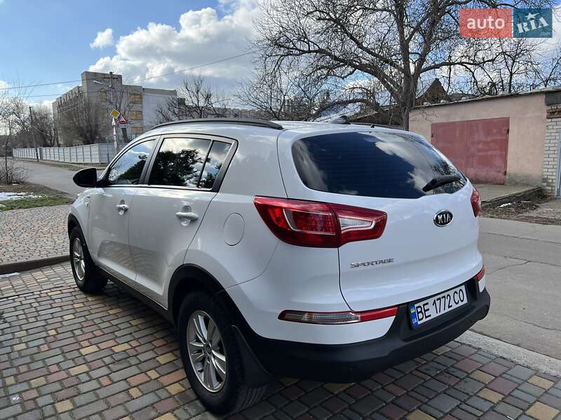 Внедорожник / Кроссовер Kia Sportage 2011 в Николаеве
