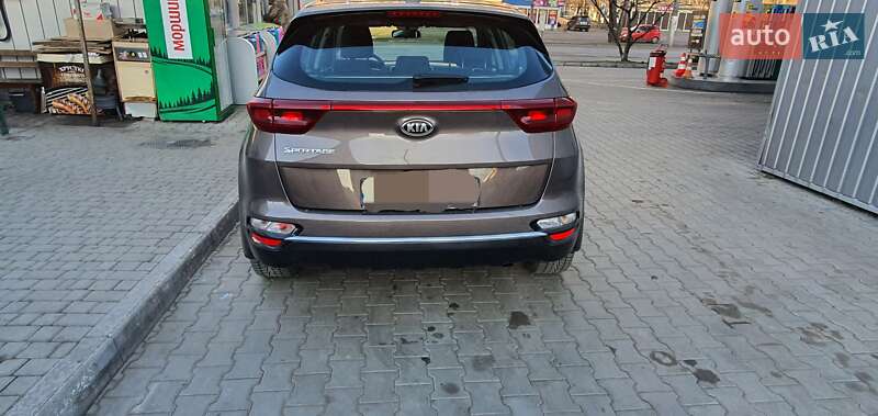 Позашляховик / Кросовер Kia Sportage 2019 в Києві фото 6 Позашляховик / Кросовер Kia Sportage 2019 в Києві