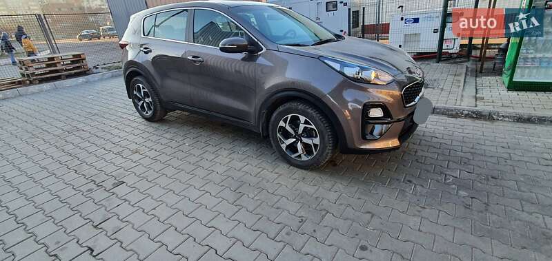 Позашляховик / Кросовер Kia Sportage 2019 в Києві фото 12 Позашляховик / Кросовер Kia Sportage 2019 в Києві