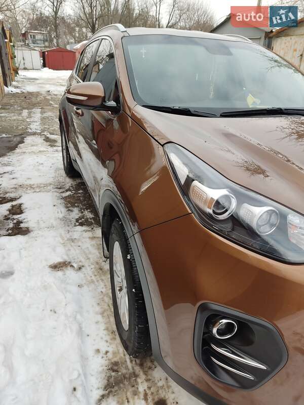 Внедорожник / Кроссовер Kia Sportage 2016 в Херсоне
