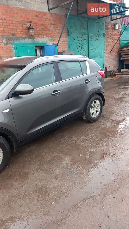 Позашляховик / Кросовер Kia Sportage 2012 в Харкові
