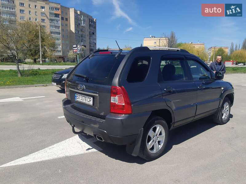 Позашляховик / Кросовер Kia Sportage 2009 в Кам'янець-Подільському