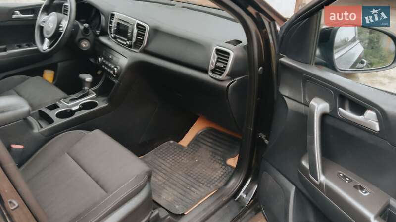 Внедорожник / Кроссовер Kia Sportage 2017 в Первомайске