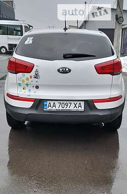 Внедорожник / Кроссовер Kia Sportage 2014 в Киеве