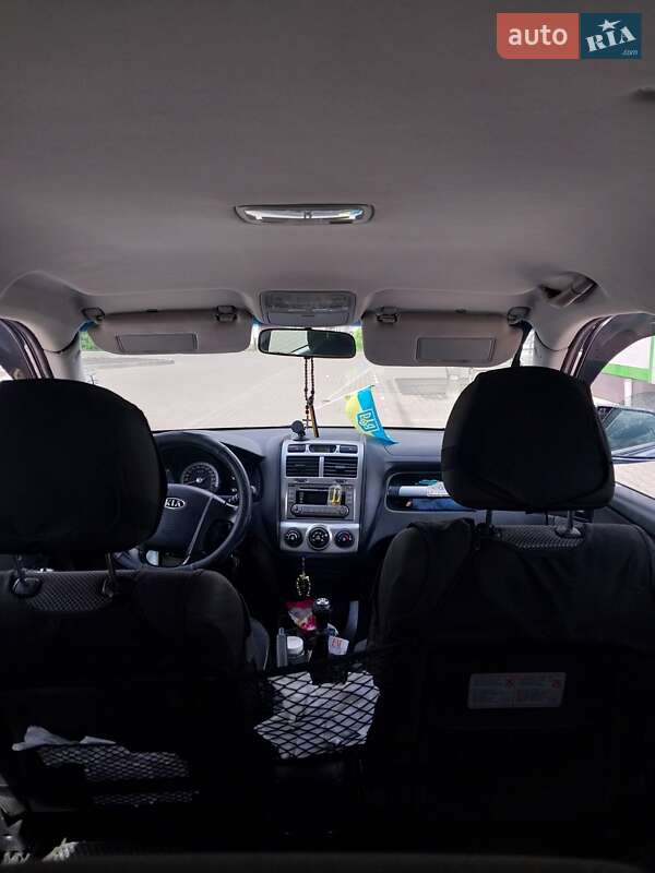 Внедорожник / Кроссовер Kia Sportage 2007 в Нововолынске