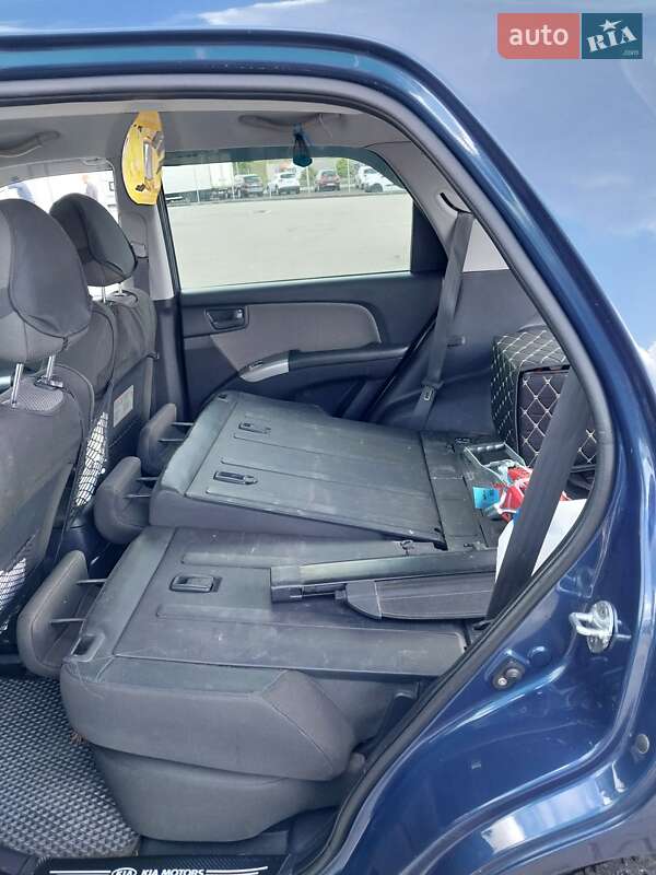 Внедорожник / Кроссовер Kia Sportage 2007 в Нововолынске