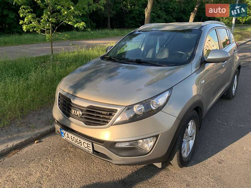 Внедорожник / Кроссовер Kia Sportage 2012 в Киеве