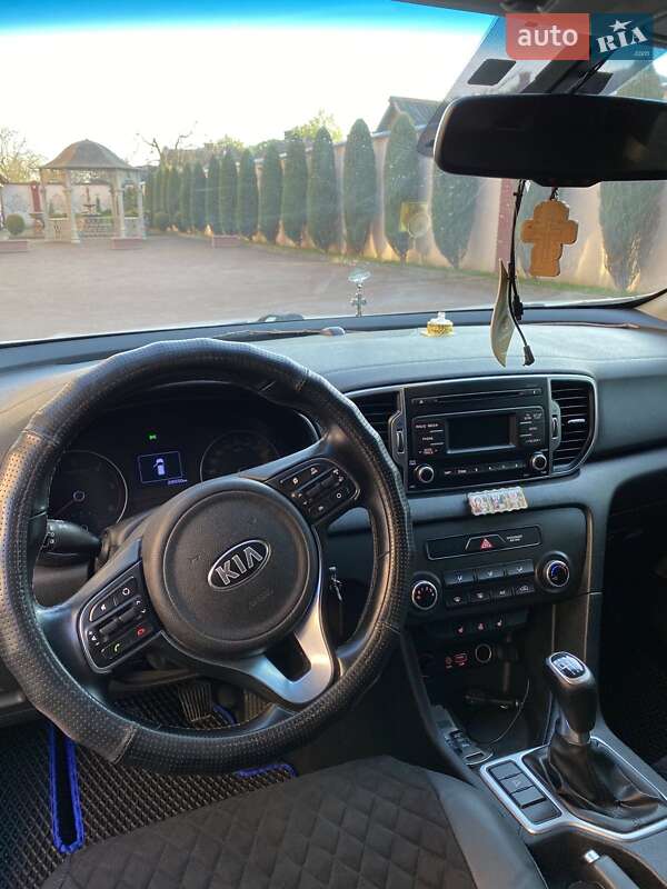 Внедорожник / Кроссовер Kia Sportage 2016 в Стрые