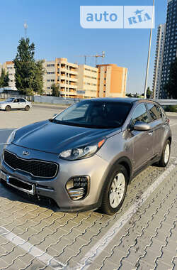 Позашляховик / Кросовер Kia Sportage 2016 в Києві