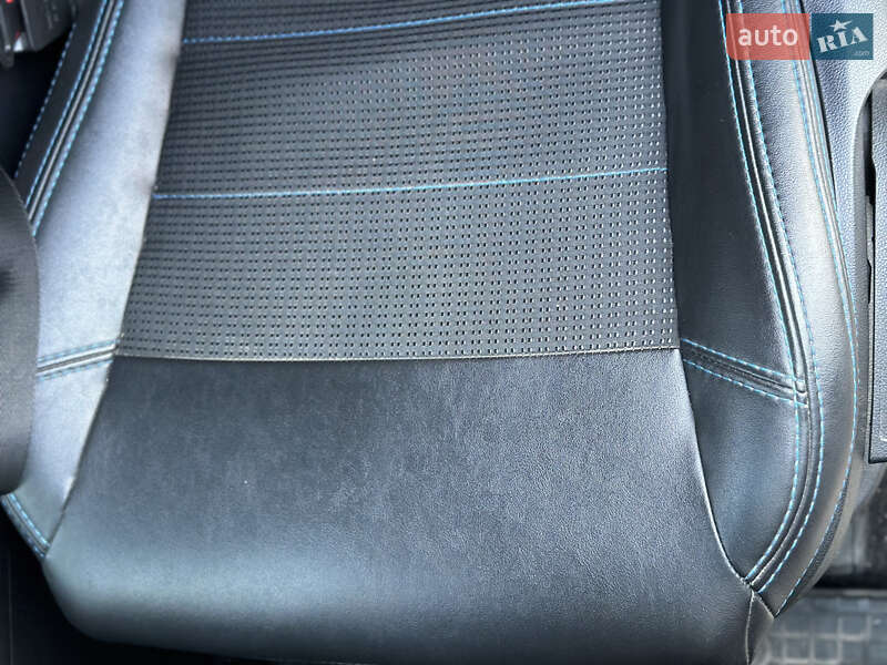 Внедорожник / Кроссовер Kia Sportage 2017 в Днепре