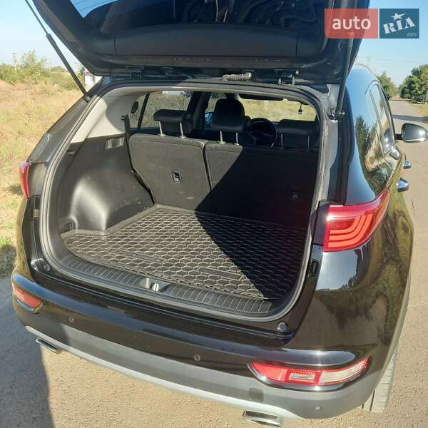 Внедорожник / Кроссовер Kia Sportage 2015 в Вознесенске