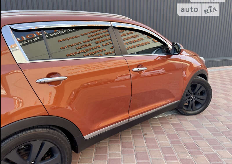 Внедорожник / Кроссовер Kia Sportage 2012 в Киеве