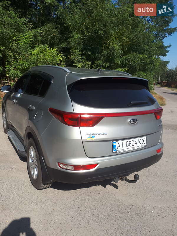 Внедорожник / Кроссовер Kia Sportage 2016 в Кагарлыке