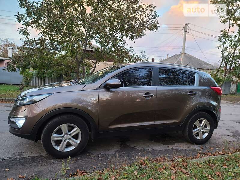 Позашляховик / Кросовер Kia Sportage 2015 в Харкові