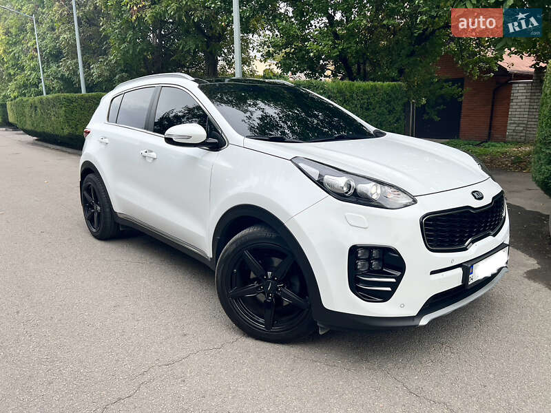 Позашляховик / Кросовер Kia Sportage 2017 в Дніпрі