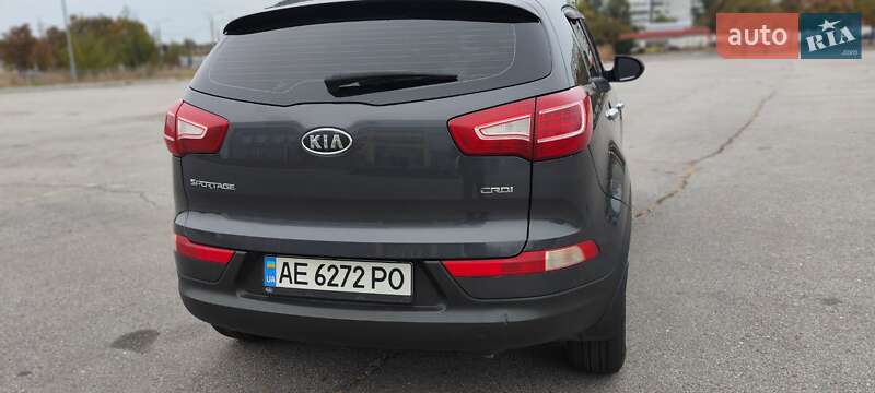 Внедорожник / Кроссовер Kia Sportage 2012 в Синельниково