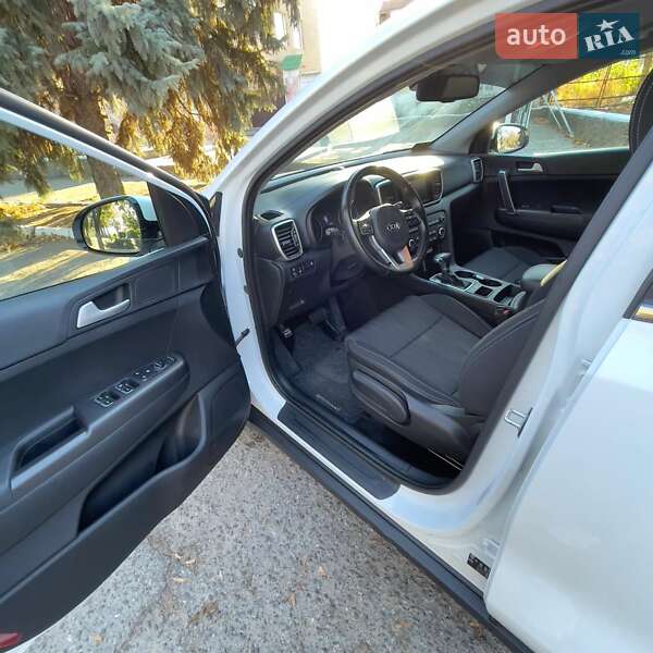 Внедорожник / Кроссовер Kia Sportage 2019 в Белгороде-Днестровском