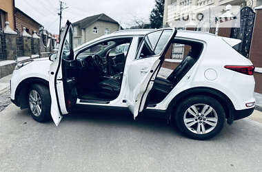 Внедорожник / Кроссовер Kia Sportage 2017 в 