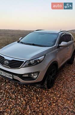 Внедорожник / Кроссовер Kia Sportage 2010 в Кременчуге
