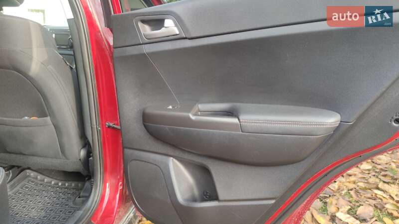 Позашляховик / Кросовер Kia Sportage 2017 в Києві