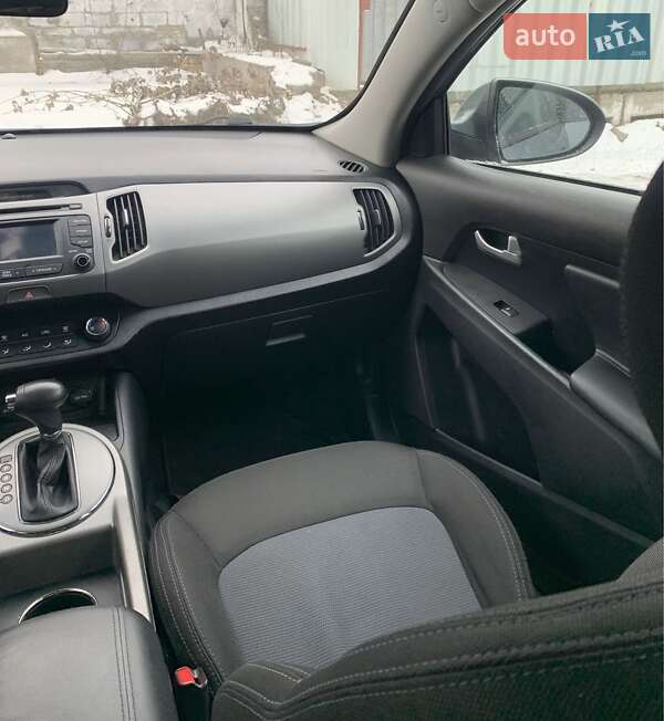 Внедорожник / Кроссовер Kia Sportage 2014 в Ирпене