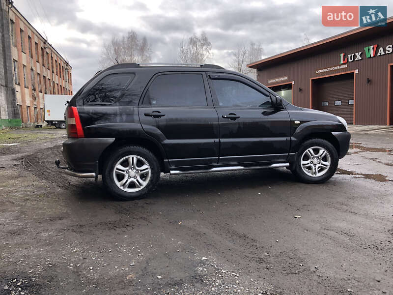 Внедорожник / Кроссовер Kia Sportage 2006 в Корце