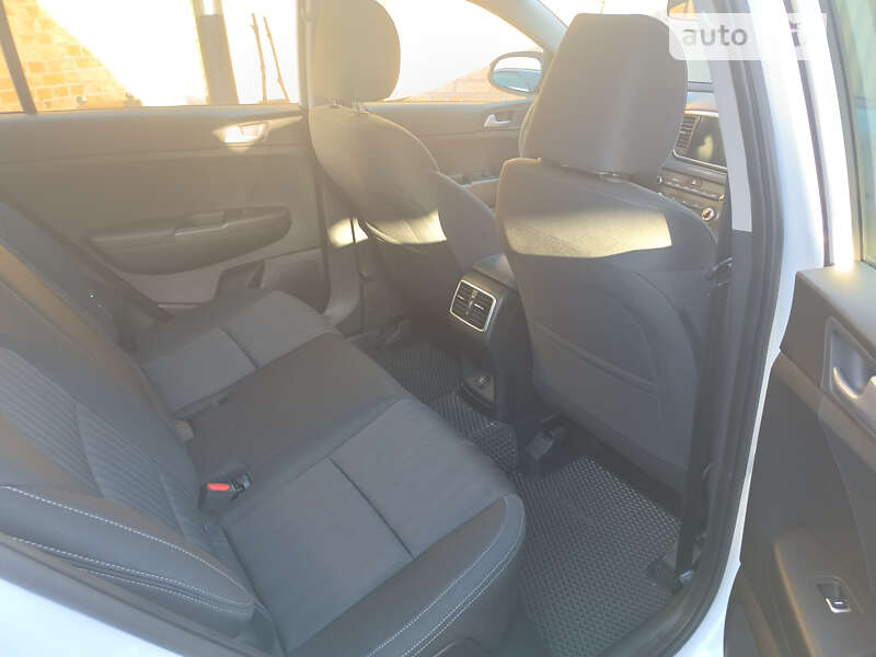 Внедорожник / Кроссовер Kia Sportage 2021 в Львове