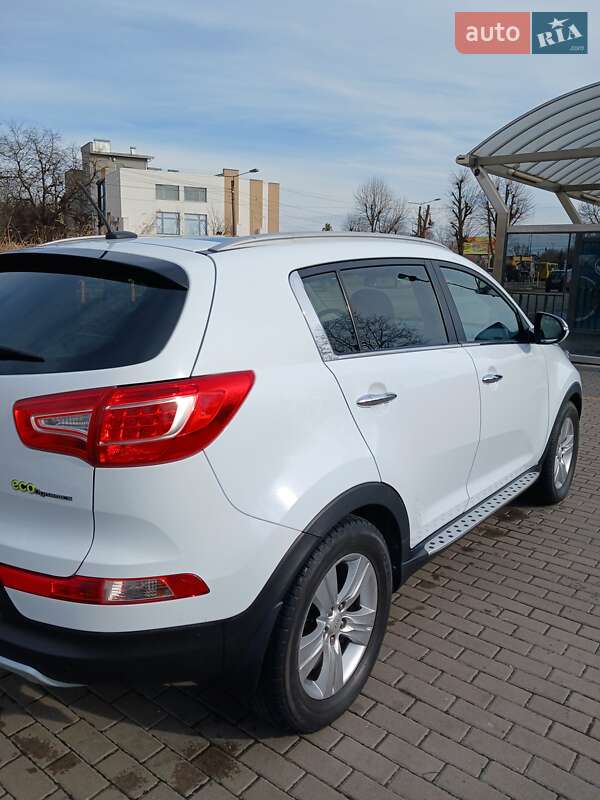 Внедорожник / Кроссовер Kia Sportage 2013 в Ивано-Франковске фото 16 Внедорожник / Кроссовер Kia Sportage 2013 в Ивано-Франковске